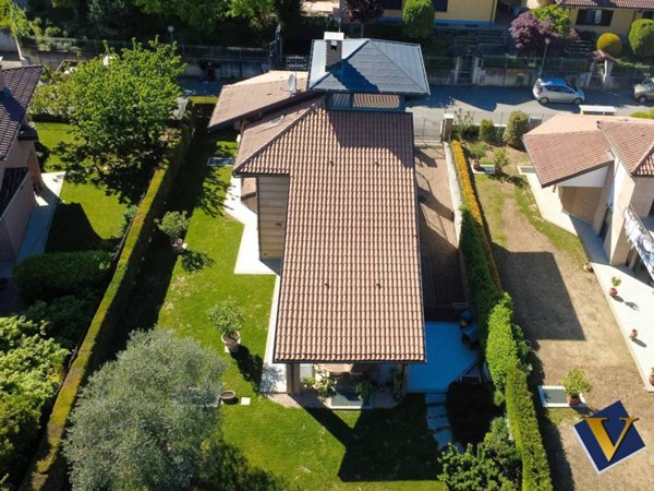 casa indipendente in vendita a Rivoli