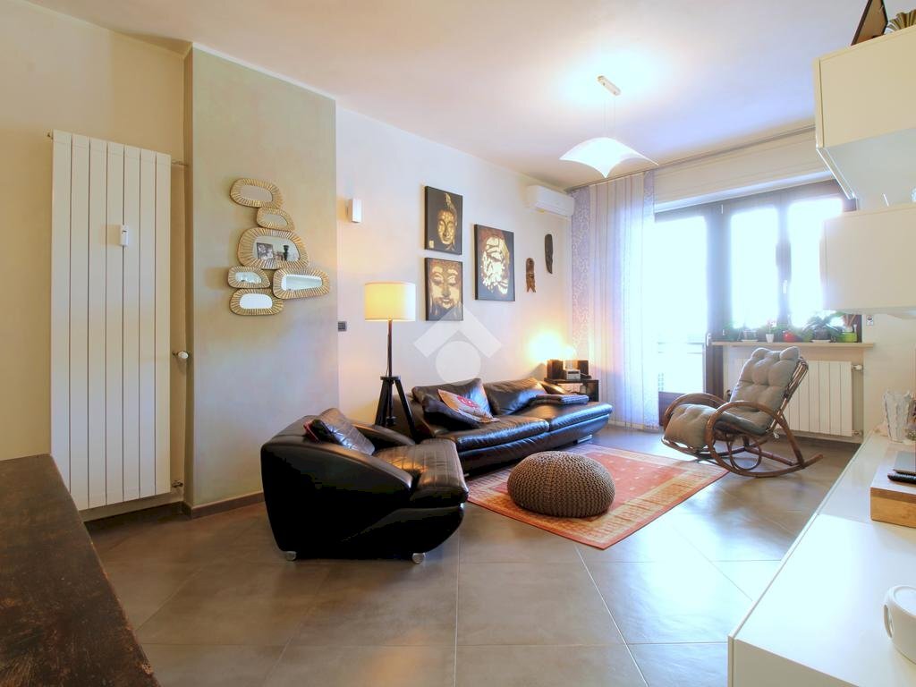 appartamento in vendita a Rivoli in zona Cascine Vica