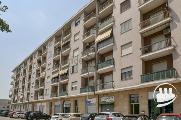 appartamento in vendita a Rivoli in zona Cascine Vica