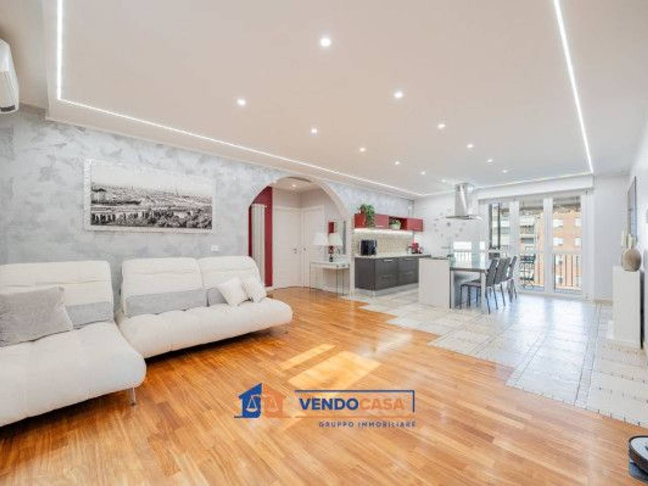 appartamento in vendita a Rivoli in zona Cascine Vica