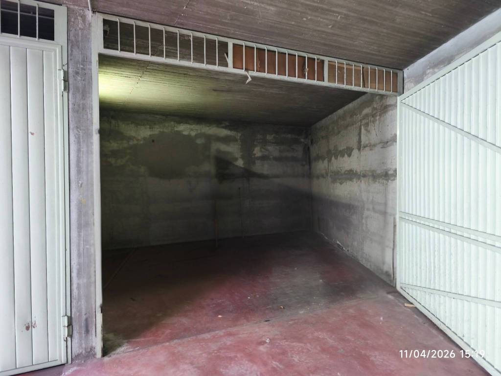 casale in vendita a Rivoli in zona Cascine Vica