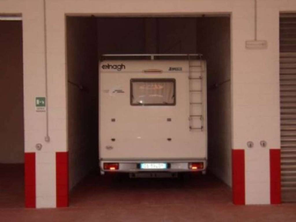 casale in vendita a Rivoli in zona Cascine Vica