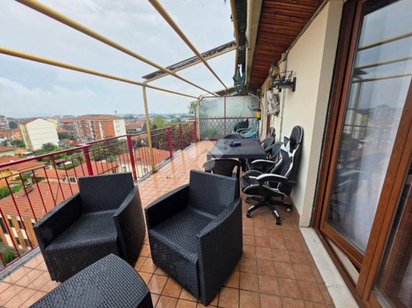 appartamento in vendita a Rivoli in zona Cascine Vica
