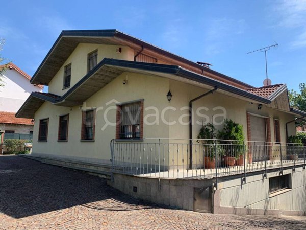 casa indipendente in vendita a Rivoli