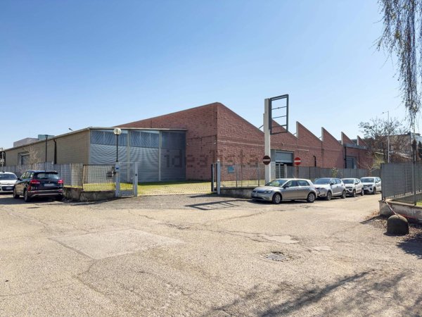 box auto in vendita a Rivoli in zona Cascine Vica