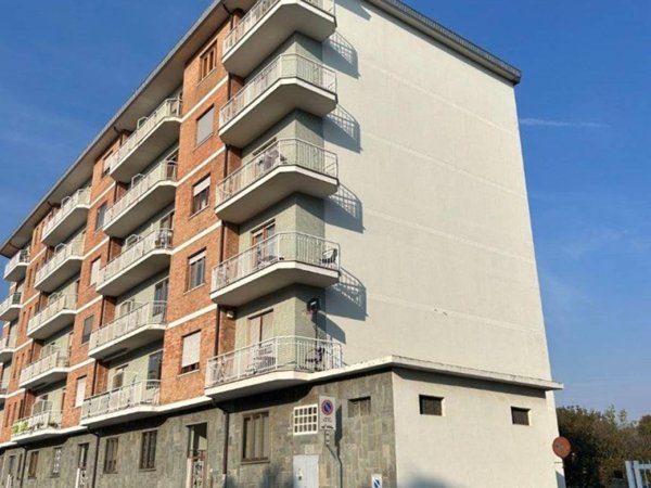 box auto in vendita a Rivoli in zona Cascine Vica
