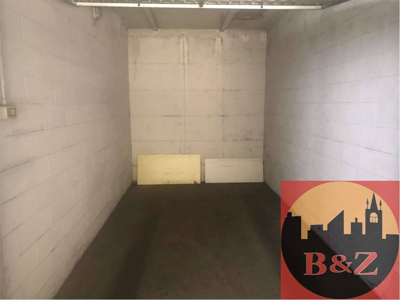 box auto in vendita a Rivoli in zona Cascine Vica