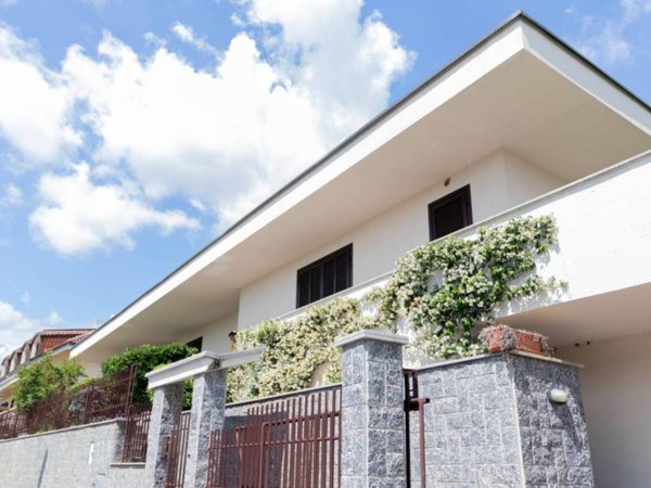 casa indipendente in vendita a Rivoli