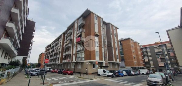 box auto in vendita a Rivoli in zona Cascine Vica