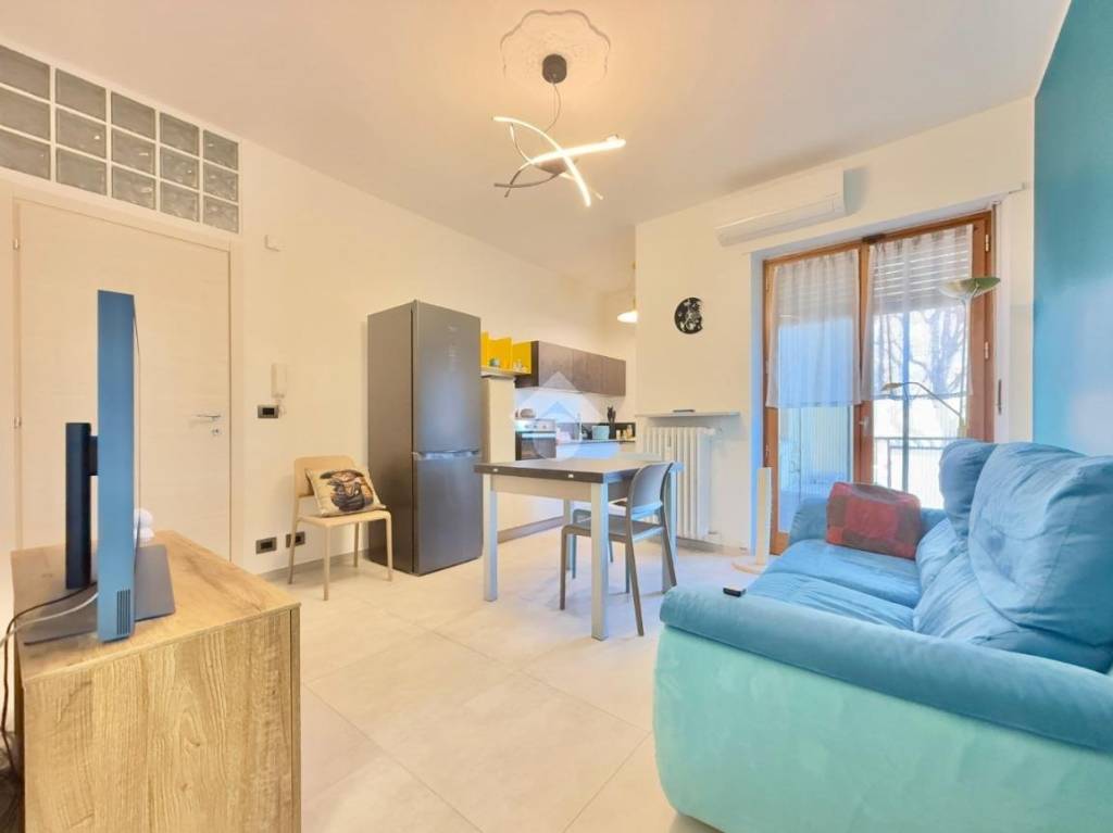 appartamento in vendita a Rivoli in zona Cascine Vica