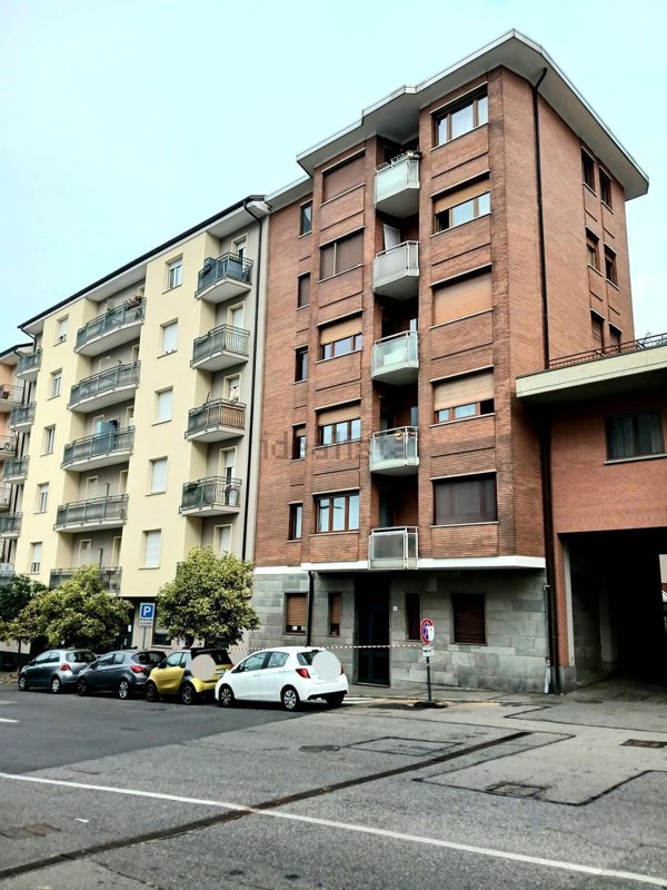 appartamento in vendita a Rivoli in zona Cascine Vica
