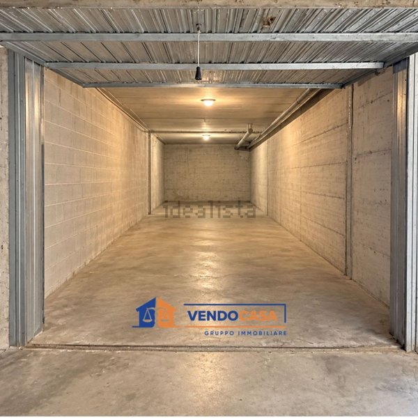 box auto in vendita a Rivoli in zona Cascine Vica