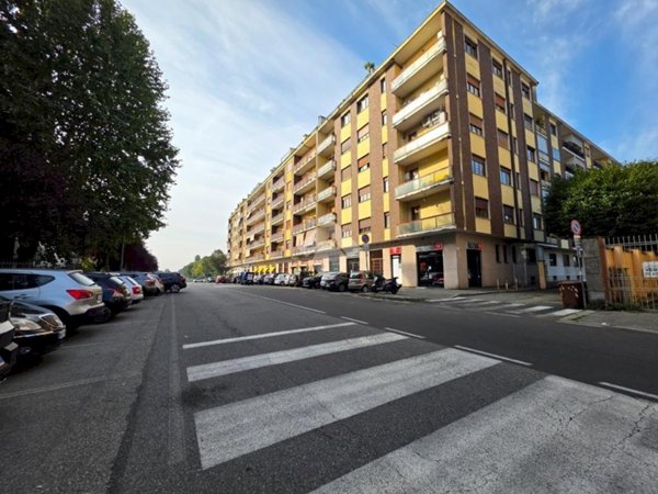 appartamento in vendita a Rivoli in zona Cascine Vica