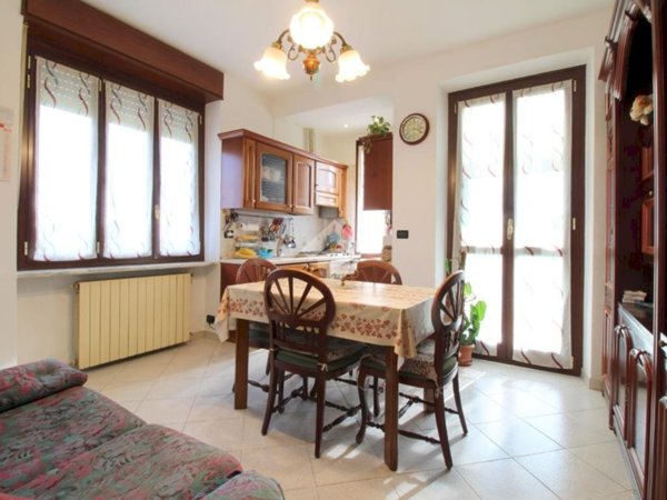appartamento in vendita a Rivoli in zona Cascine Vica