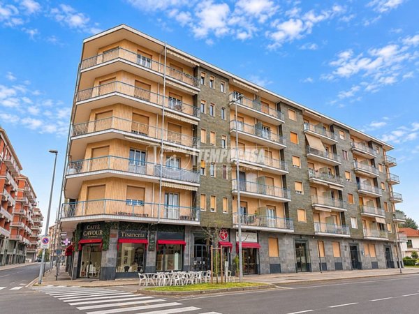 appartamento in vendita a Rivoli in zona Cascine Vica