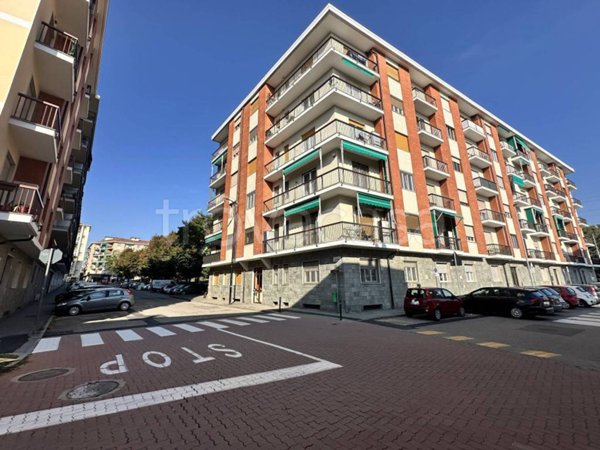 appartamento in vendita a Rivoli in zona Cascine Vica