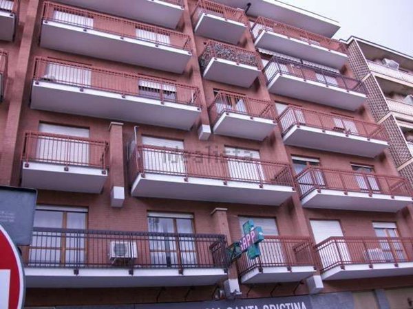 appartamento in vendita a Rivoli in zona Cascine Vica