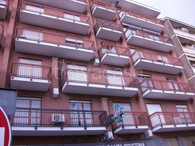 appartamento in vendita a Rivoli in zona Cascine Vica