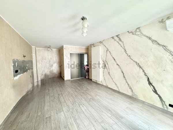 appartamento in vendita a Rivoli in zona Tetti Neirotti