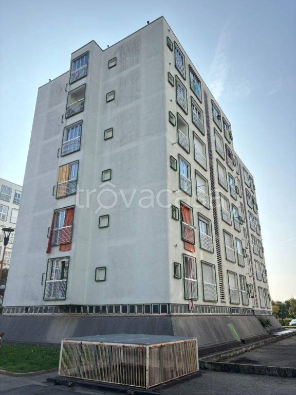 appartamento in vendita a Rivoli in zona Cascine Vica