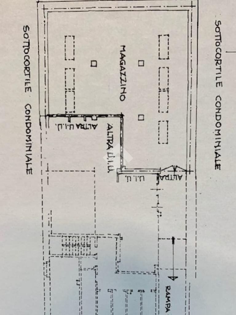locale di sgombero in vendita a Robassomero