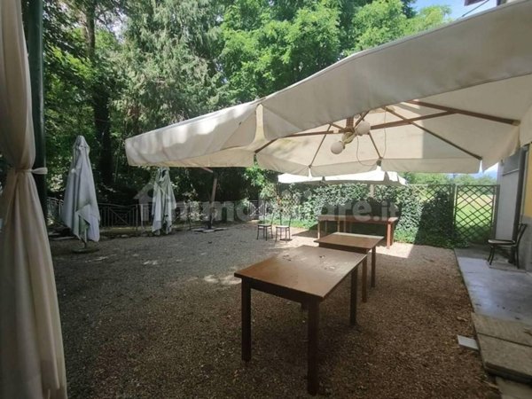 negozio in vendita a Robassomero