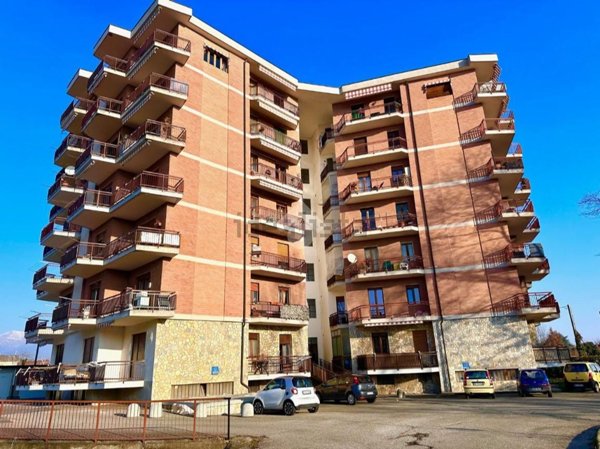 appartamento in vendita a Robassomero