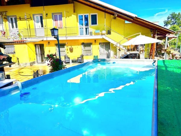 casa indipendente in vendita a Robassomero