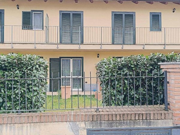 appartamento in vendita a Robassomero