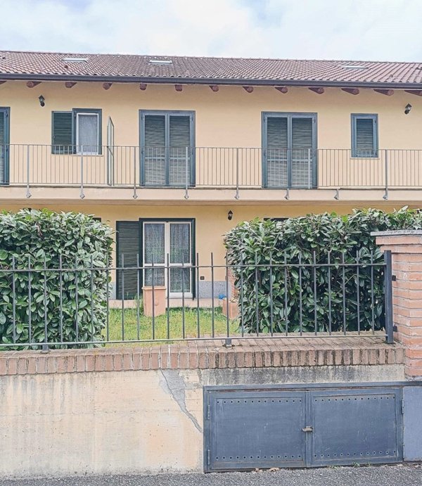 appartamento in vendita a Robassomero
