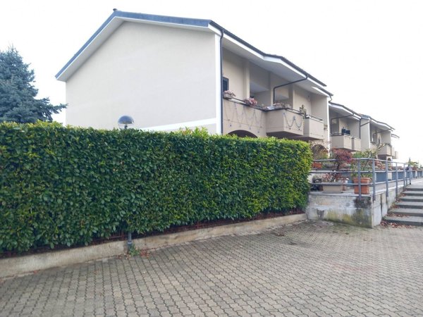 casa indipendente in vendita a Robassomero