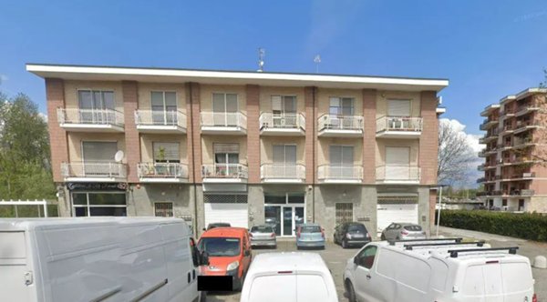 appartamento in vendita a Robassomero