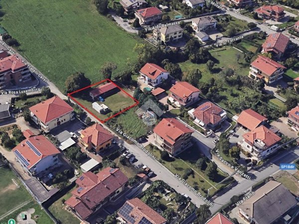 terreno edificabile in vendita a Robassomero