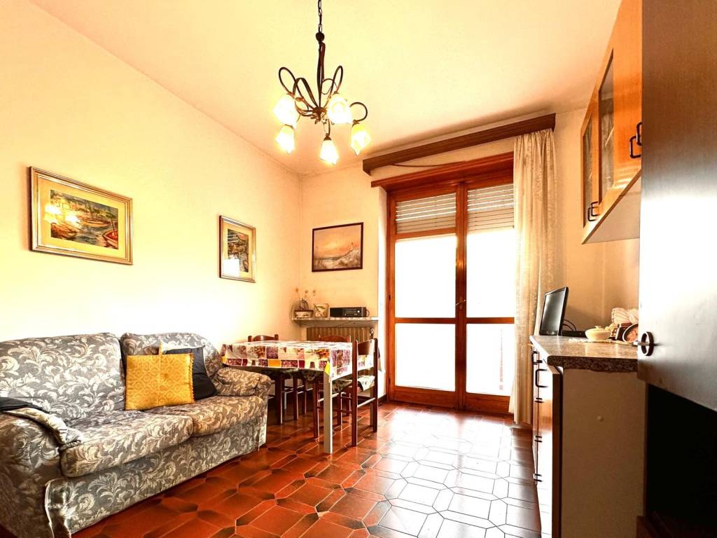 appartamento in vendita a Robassomero