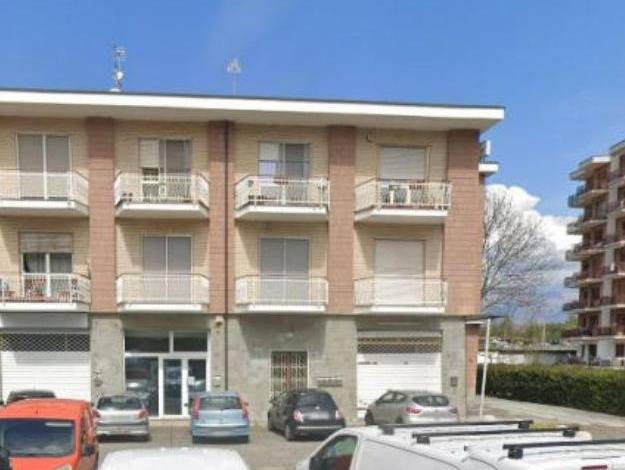appartamento in vendita a Robassomero