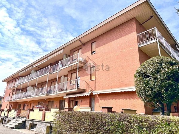 appartamento in vendita a Robassomero