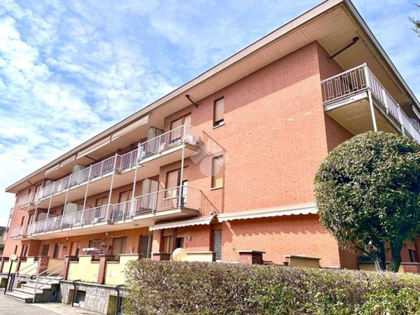 appartamento in vendita a Robassomero