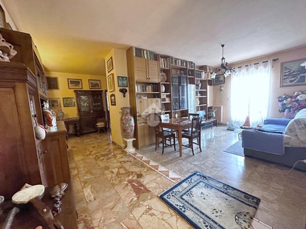 appartamento in vendita a Robassomero