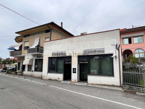 ufficio in vendita a Robassomero