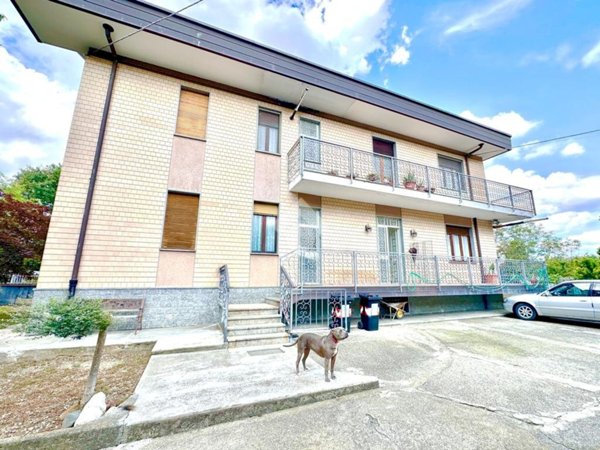 casa indipendente in vendita a Robassomero