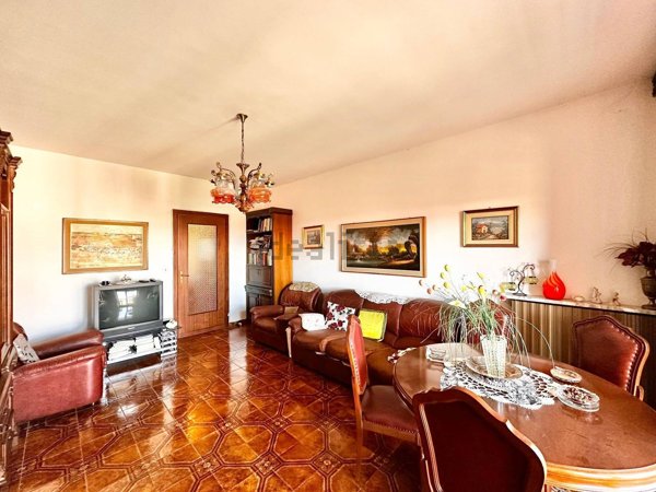 appartamento in vendita a Robassomero