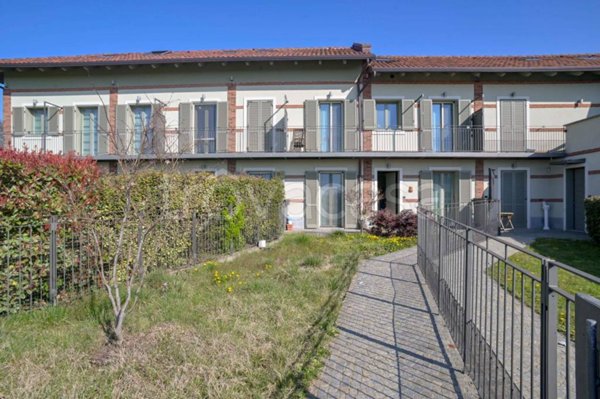 casa indipendente in vendita a Robassomero