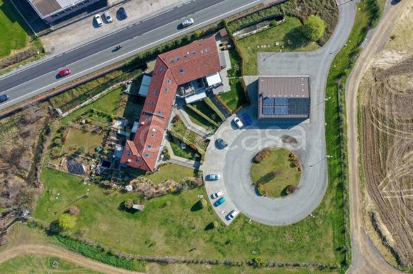 casa indipendente in vendita a Robassomero