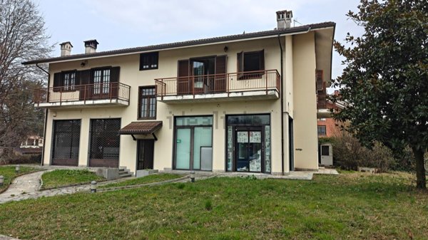 casa indipendente in vendita a Robassomero