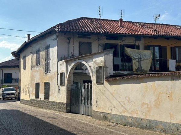 casa semindipendente in vendita a Robassomero