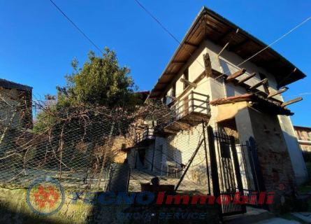 casa indipendente in vendita a Rocca Canavese