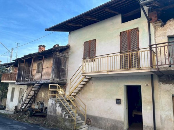 casa indipendente in vendita a Rocca Canavese