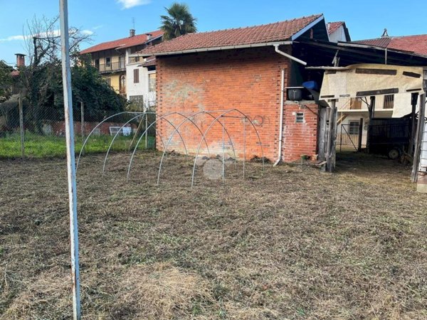 casa semindipendente in vendita a Rocca Canavese