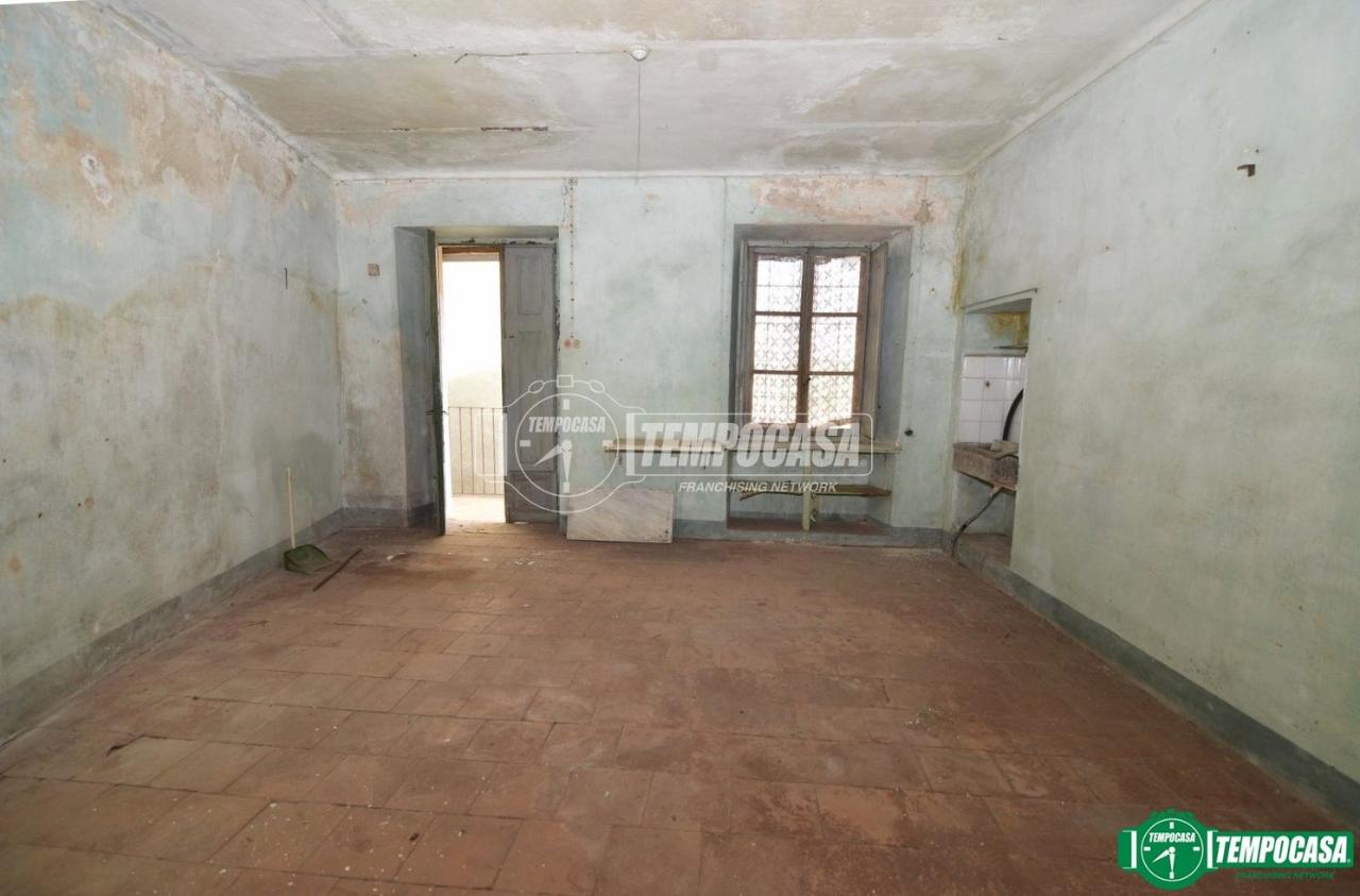 casa indipendente in vendita a Rocca Canavese