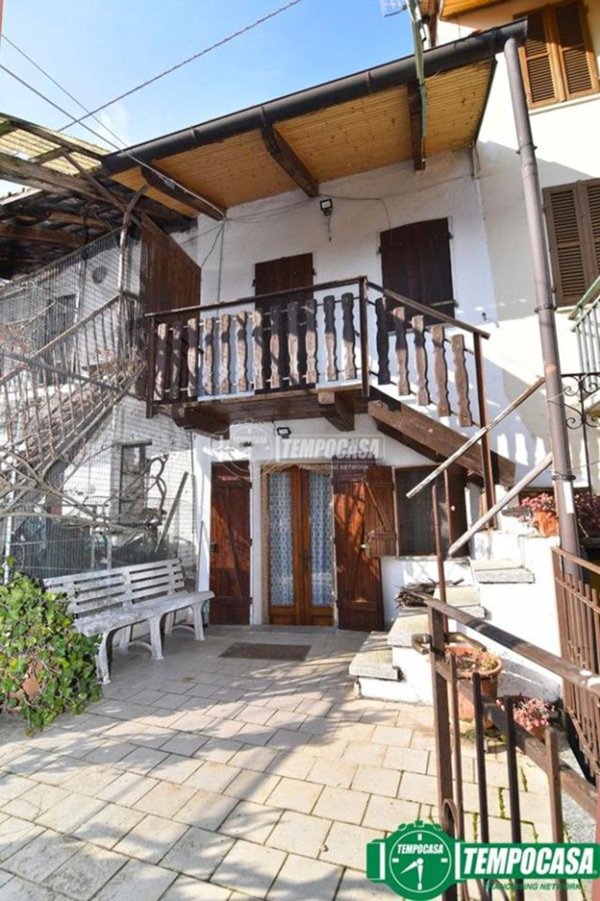 casa indipendente in vendita a Rocca Canavese